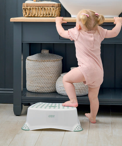 Anti Slip Step Up Stool – Eucalyptus