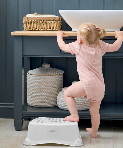 Anti Slip Step Up Stool – Pebble Grey