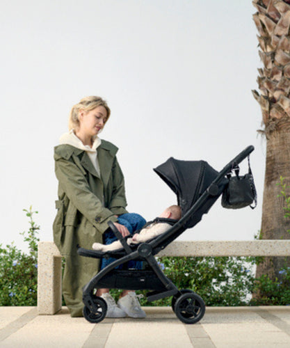 Airo Lightweight Stroller - Black